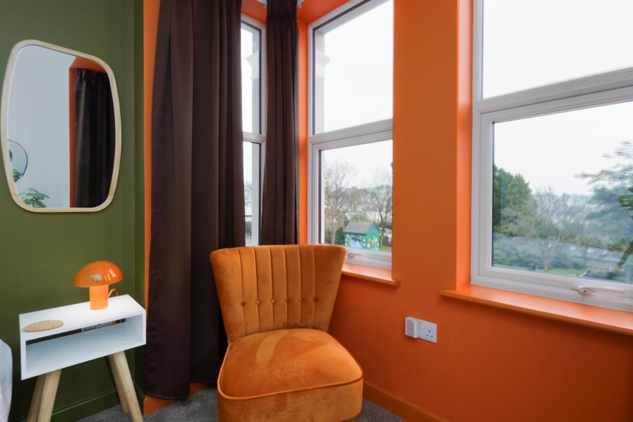 Apartment Two - Private Car Park, Comfortable And Well Equipped - By Ocean City Retreats Plymouth Exterior foto