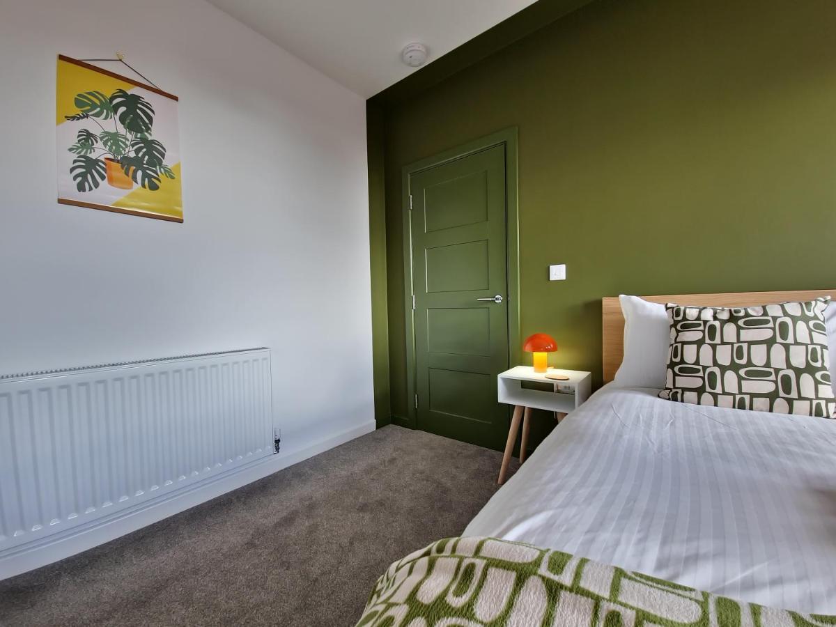 Apartment Two - Private Car Park, Comfortable And Well Equipped - By Ocean City Retreats Plymouth Exterior foto