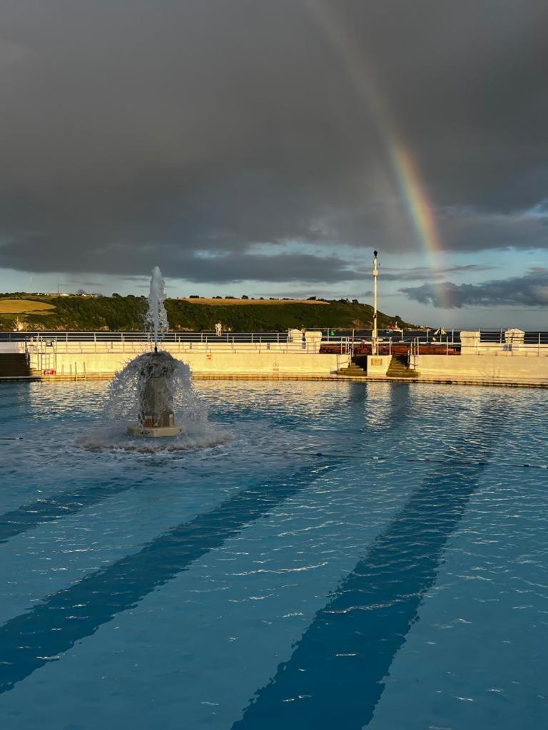 Apartment Two - Private Car Park, Comfortable And Well Equipped - By Ocean City Retreats Plymouth Cameră foto